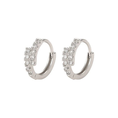 Diamond Ear Clip – Elegant Style | حلق كليب فاخر