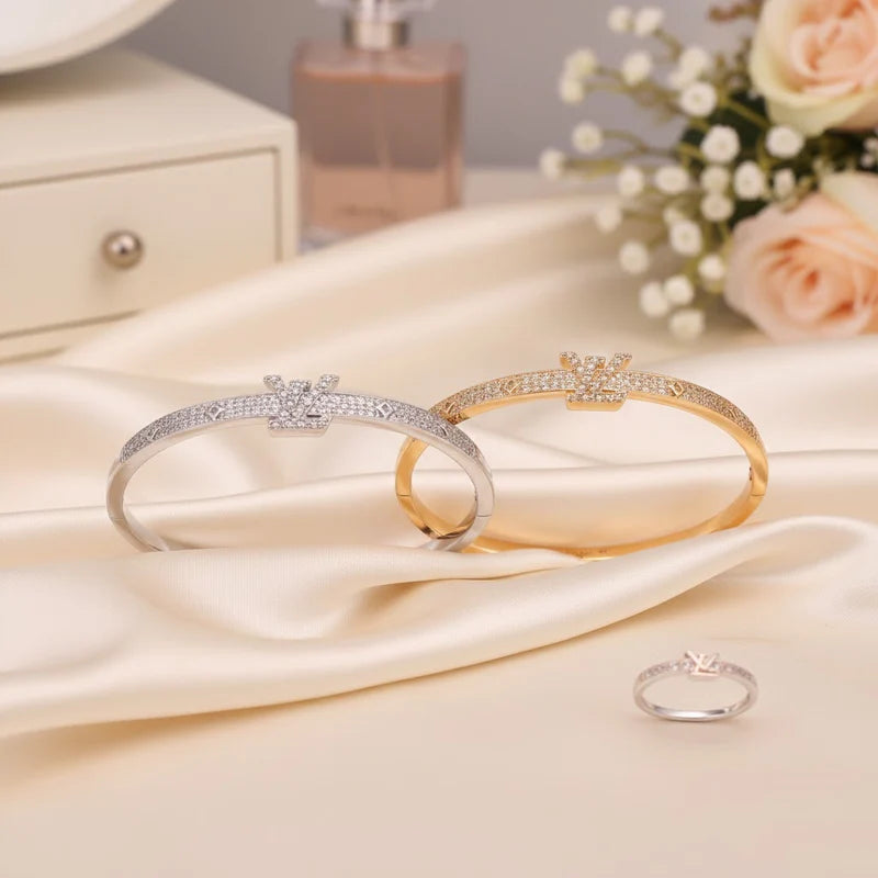 Luxury Crown Set – Elegant Style | طقم مجوهرات فاخر
